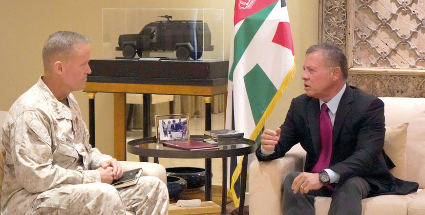 His Majesty King Abdullah meets Commander of the US Marine Corps Forces Central Command Maj. Gen. Carl Mundy III in Amman on Thursday (Photo courtesy of Royal Court)