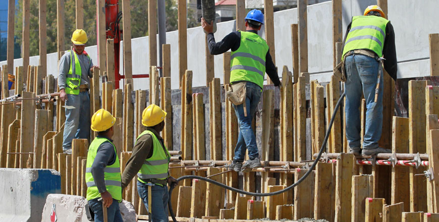 The Ministry of Labour announced last week that over 16,000 flexible working permits for Syrian refugees employed in the construction sector were issued over the past year (File photo)