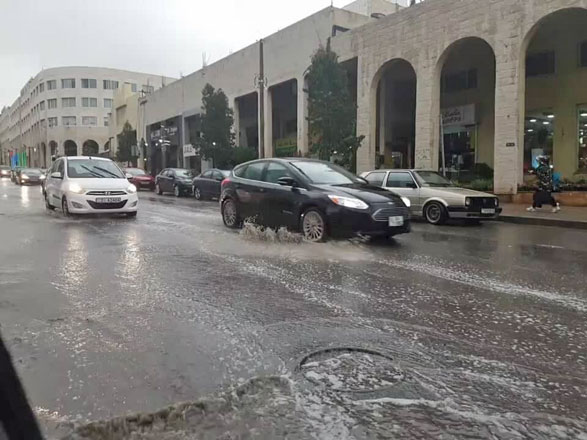 Relatively cold weather and heavy downpour expected on Tuesday, according to JMD's Monday forecast (Photo by Amjad Ghsoun)