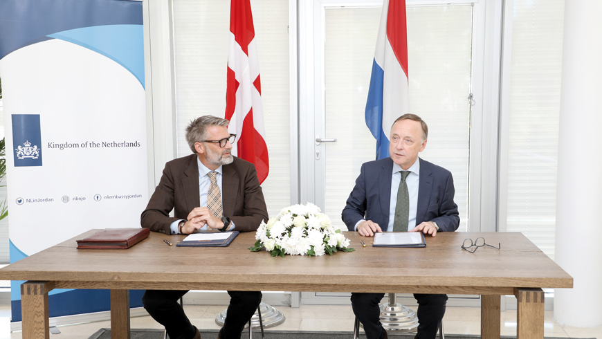 Ambassador of the Kingdom of the Netherlands to Jordan Harry Verweij and Ambassador of Denmark to Jordan and Lebanon Kristoffer Vivike during a signing ceremony on Monday (Petra photo)