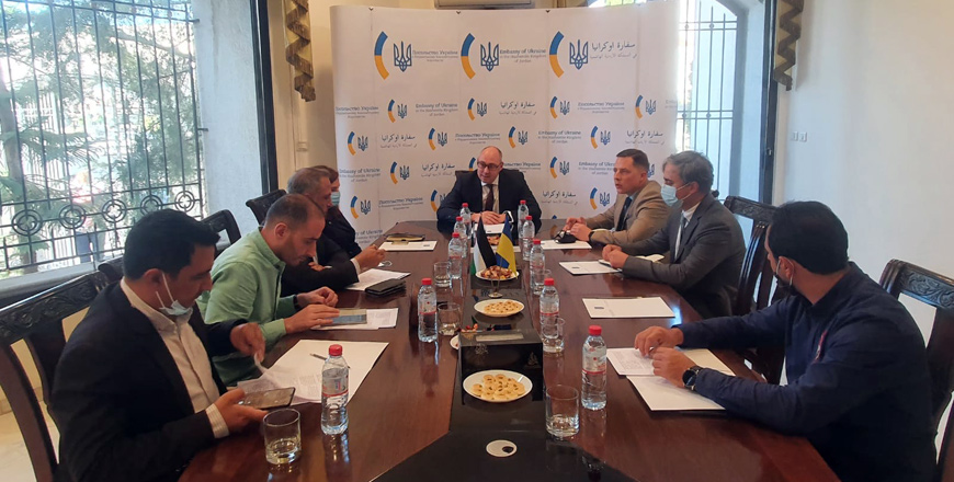 Ukrainian Deputy Foreign Minister Dymtro Senik meets with the press at the Ukrainian embassy in Amman on Monday (Photo courtesy of Ukraine embassy)
