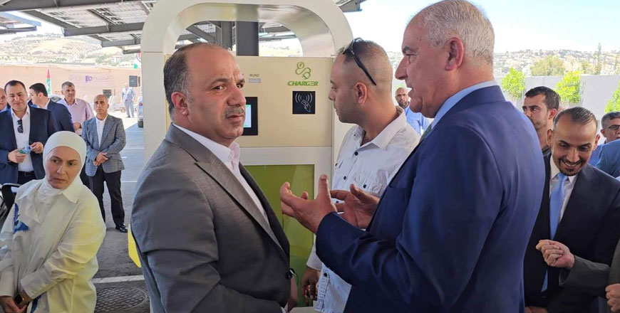The upcoming phase will witness the opening of more electric vehicle charging stations in Irbid governorate (Petra photo)