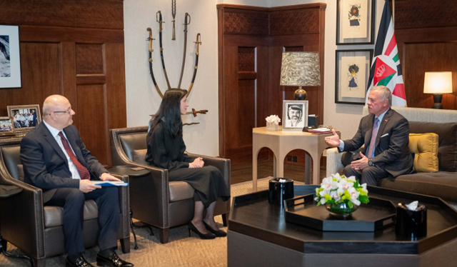 His Majesty King Abdullah on Sunday receives Bulgarian Deputy Prime Minister and Foreign Minister Mariya Gabriel at Al Husseiniya Palace, as part of ongoing efforts to reach an immediate and lasting ceasefire in Gaza (Photo courtesy of Royal Court)