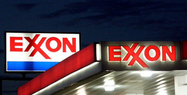 An Exxon sign at a gas station on September 20, 2008, in Manassas, Virginia (AFP photo)