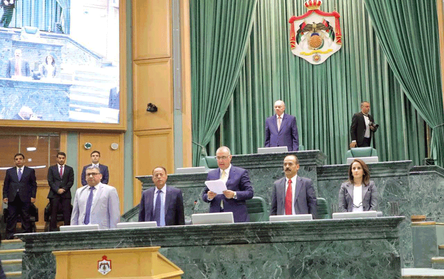 Headed by Senate President Faisal Fayez, and attended by Prime Minister Bisher Khasawneh and his Cabinet, the Senate on Sunday held its first meeting of the second ordinary session of the 19th Parliament (Petra photo)