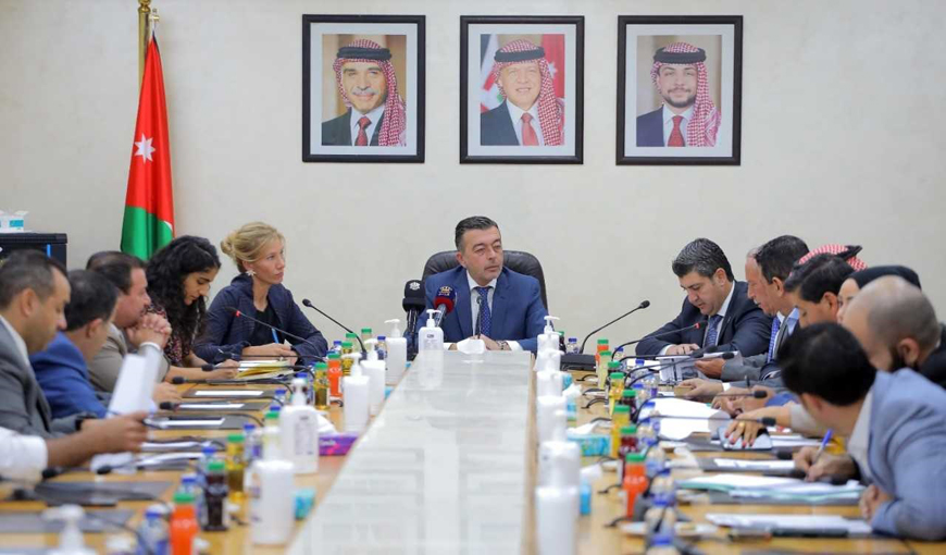 President of the Jordanian-European Parliamentary Friendship Committee MP Khaldoun Hina and Swedish Ambassador Alexandra Rydmark during a meeting on Monday (Petra photo)