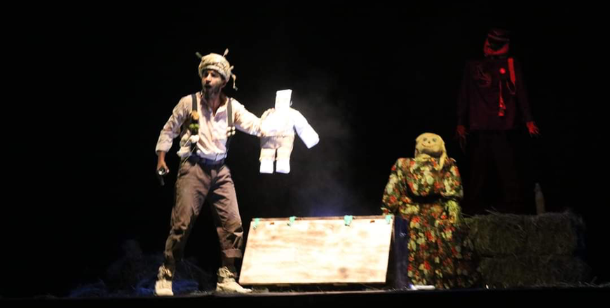 An actor performs during the first edition of the Zarqa Monodrama Festival at King Abdullah II Cultural Centre in Zarqa (Photo courtesy of Ayman Arar)