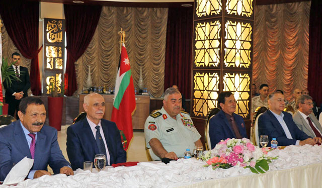 Chairman of the Joint Chiefs of Staff Lt. Gen. Mahmoud Freihat (third left) at a celebration for retired service members on Monday (Petra photo)