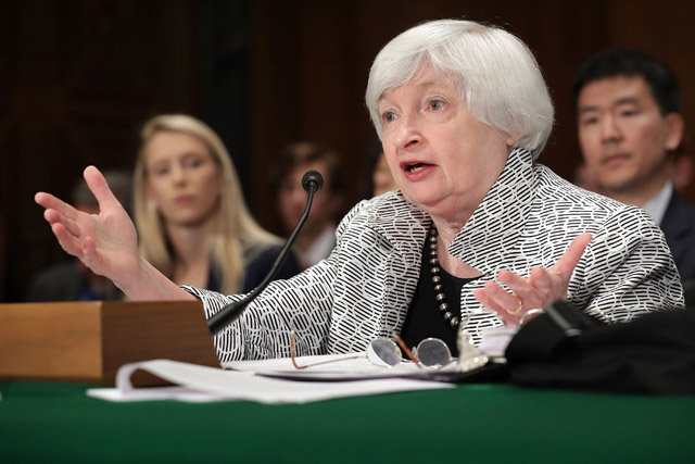 Federal Reserve Board Chairwoman Janet Yellen testifies before the Senate Banking, Housing and Urban Affairs Committee in the Dirksen Senate Office Building on Capitol Hill in Washington, DC, on Thursday  (AFP photo)