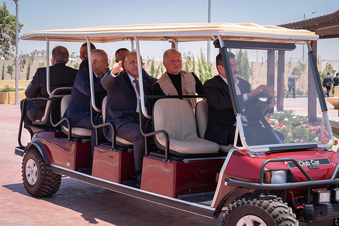 His Majesty King Abdullah on Monday checked on the phosphate hills rehabilitation project in Ruseifa (Photo courtesy of Royal Court)