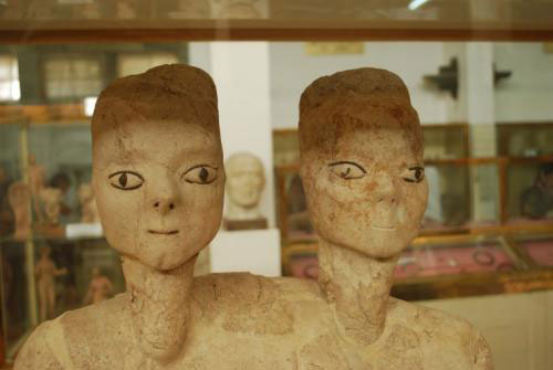 Statues unearthed in Ain Ghazal (Photo courtesy of Department of Antiquities)