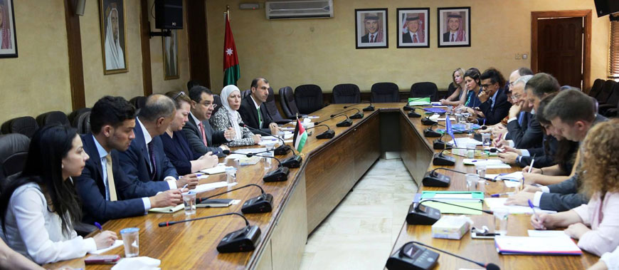 Minister of Planning and International Cooperation Imad Fakhoury holds discussions with members of the European Parliament Committee on Budgets in Amman on Tuesday (Photo courtesy of Ministry of Planning and International Cooperation)