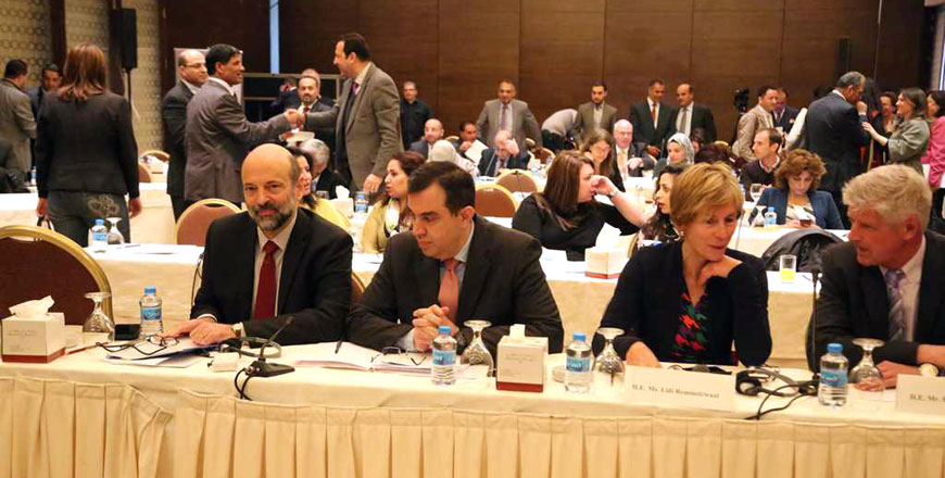 Ministers of education and planning, Omar Razzaz and Imad Fakhoury, attend a panel discussion in Amman on Monday held by the Coordinating Committee for Civil Society (Photo courtesy of Himam)
