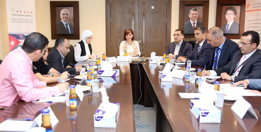 ICT Minister Majd Shweikeh meets with reporters in Amman on Monday (Petra photo)