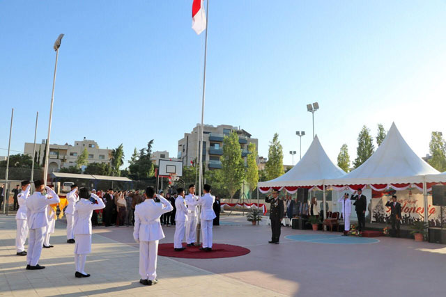 A flag-hoisting ceremony to mark the 74th independence day of Indonesia was held in Amman on Saturday (Photo courtesy of Indonesian embassy)