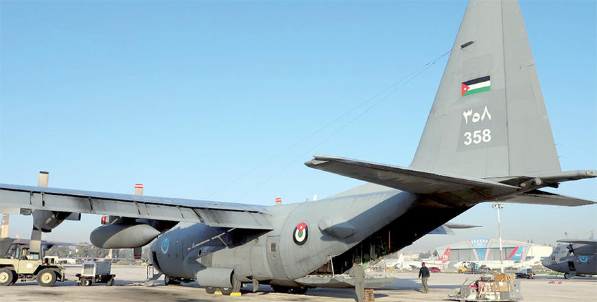 The Jordan Hashemite Charity Organisation (JHCO) on Thursday dispatchs an aid flight to Gaza, carrying medical supplies as part of Jordan's efforts to support the health sector in the besieged strip (Petra photo)