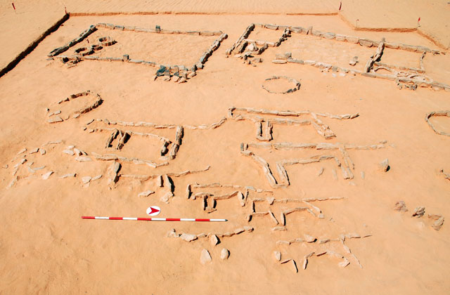 ‘Awja1 is a site below the southern escarpment of Al Jafr Basin, some 300km south of Amman (Photo courtesy of Sumio Fujii)