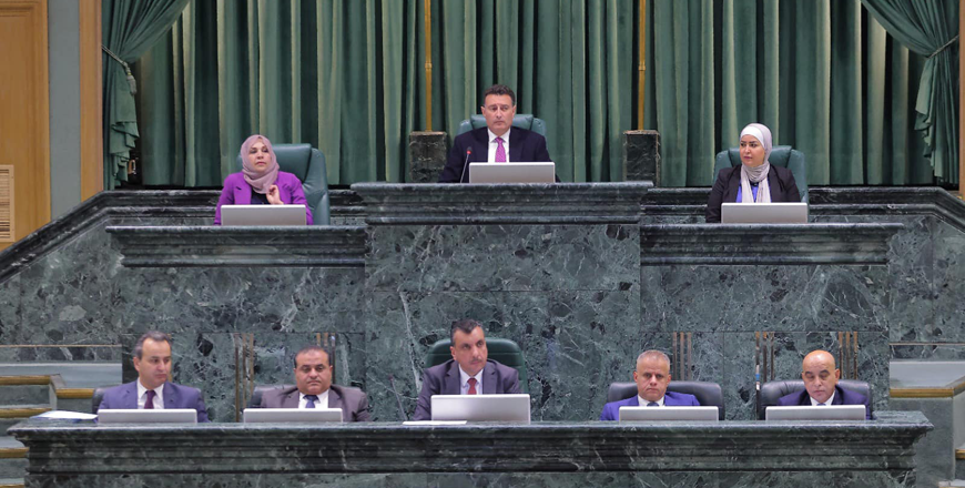 The Lower House on Monday passes the 2023 amendments to the Right to Access Information Law and Social Development Law (Petra photo)