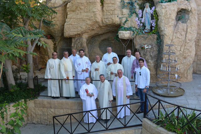 Members of an Italian delegation during a recent visit to religious sites in Jordan (Photo courtesy of Catholic Centre for Studies and Media)