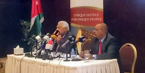  Head of Jerash Festival Higher Committee Aqel Biltaji and Jerash Festival Executive Director Mohammad Abu Summaqa hold a press conference in Amman on Sunday (Photo by Ahmad Bani Mustafa)