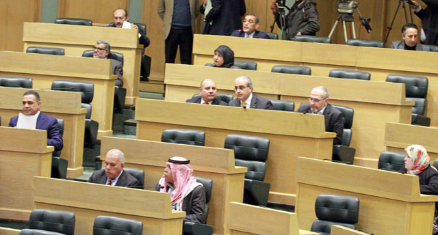 The Lower House endorses the 2019 amendments to the Deposit Insurance Corporation Law on Tuesday (Petra photo)