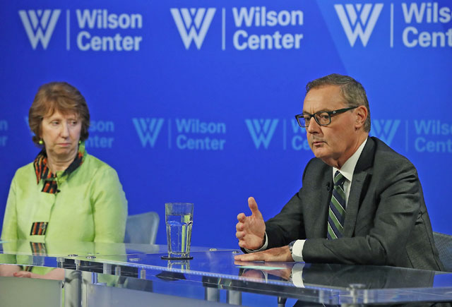 EU Ambassador to the United States David O'Sullivan, and EU High Representative for Foreign Affairs and Security Policy Catherine Ashton (left), speaks during a forum to discuss the US decision to withdraw from the Iran nuclear deal and its affects to relationship between the United States and the European Union, at the Woodrow Wilson Centre, on May 30, in Washington, DC (AFP photo)
