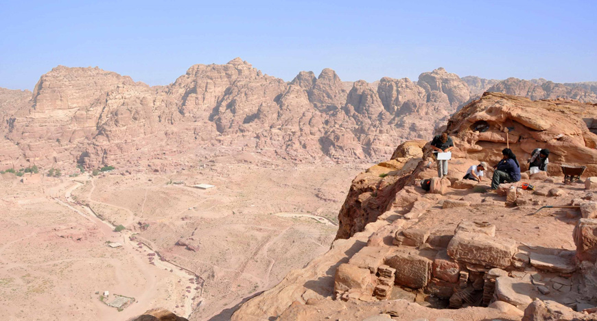 The Khubtah baths during excavations overlooking Petra (Photo courtesy of Thibaud Fournet)