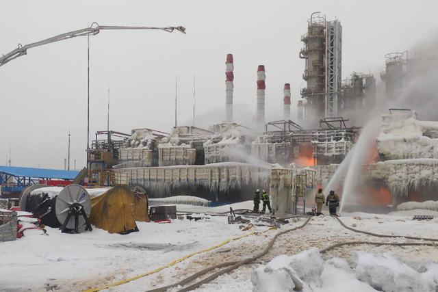 This handout photograph published on the official Telegram account of the head of the Kingisepp district administration Yuri Zapalatsky on Sunday, shows rescuers working to extinguish a fire at a natural gas terminal in the Russian Baltic Sea port of Ust-Luga (AFP photo)