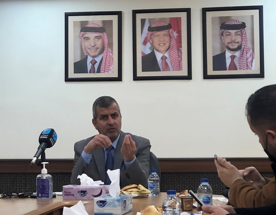 Minister of Energy and Mineral Resources Saleh Kharabsheh speaks during a press conference at the ministry on Sunday (Photo by Batool Ghaith)