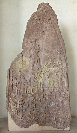 Stelea of Naram-Sin (Photo of  Musée du Louvre Antiquités orientales)