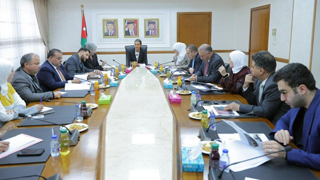 The Parliamentary Foreign Affairs Committee meet on Tuesday with Georgian Ambassador Archil Dzuliashvili (Petra photo)