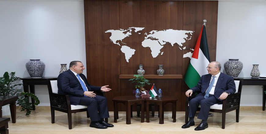 Palestinian Prime Minister and Foreign Minister Mohammad Mustafa on Wednesday discusswith Jordanian Ambassador to Palestine Issam Bdour ways to boost and coordinate relief and humanitarian efforts (Al Mamlaka TV photo)