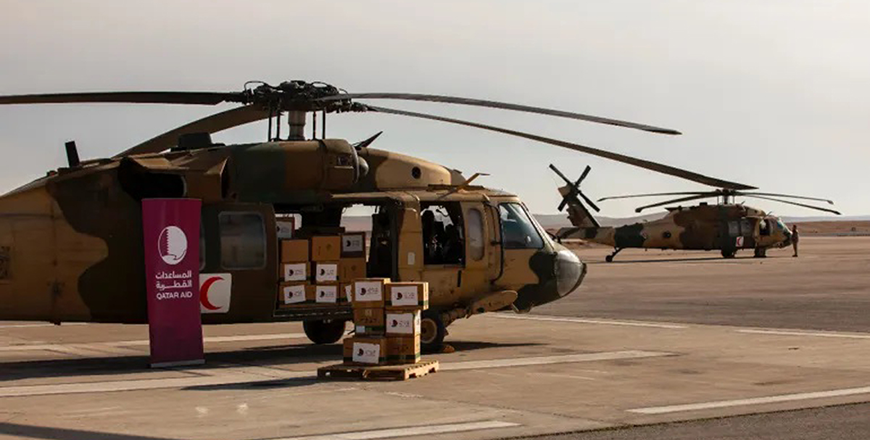 Qatar launches an air bridge from Jordan to the Gaza Strip to deliver urgent medical aid, supplementing its existing land bridge (Petra photo)