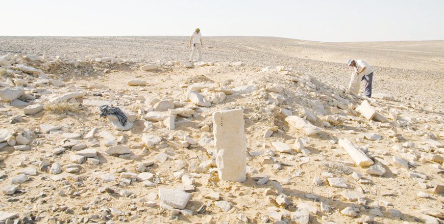 A field work at Jibal Al Khashabiyeh (Photo courtesy of the South-Eastern Badia Archaeological Project)