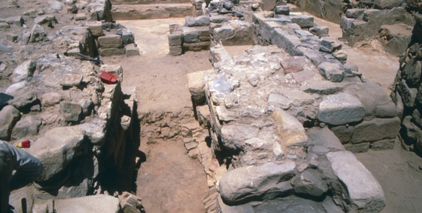   The Roman bath inside the military camp built during the reign on Emperor Trajan (Photo courtesy of ACOR)