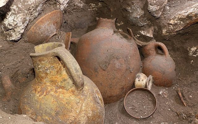 Ceramic assemblage inside the undisturbed 3,600-year-old tomb chamber at Tell Mutesellim (Photo of Robert Homsher)