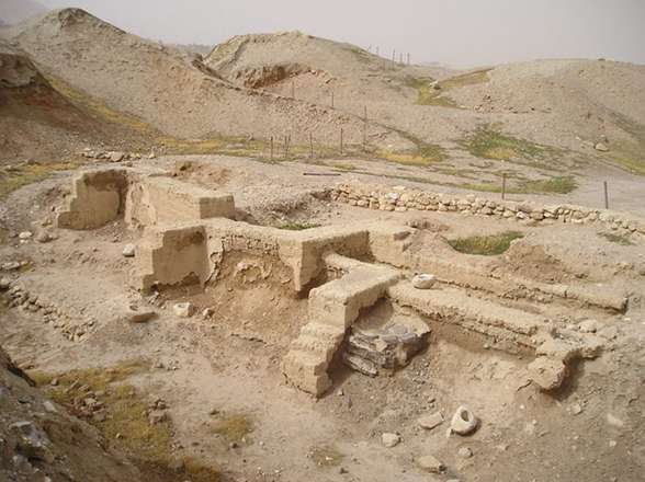 The earliest settlement was located at the present-day Tell es-Sultan (or Sultan's Hill), a couple of kilometres from the current city (Photo courtesy of Crystalink)