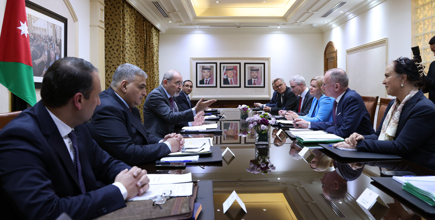 Deputy Prime Minister and Foreign Minister Ayman Safadi meets on Wednesday with German Interior Minister Nancy Faeser and Austrian Interior Minister Gerhard Karner (Petra photo)