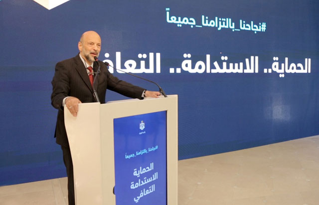 Prime Minister and Minister of Defence Omar Razzaz speaks during a media event held at the Prime Ministry to announce the measures taken to support the tourism sector on Monday (Petra photo)