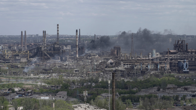 A view shows the Azovstal steel plant in the city of Mariupol on Tuesday, amid the ongoing Russian military action in Ukraine (AFP photo)