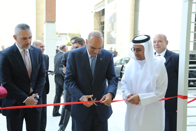 Deputising for HRH Crown Prince Hussein, Prime Minister and Minister of Defence Bisher Al Khasawneh inaugurates the Abdali Views Tower project on Tuesday (Petra photo)