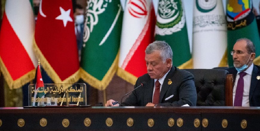 His Majesty King Abdullah addresses the Baghdad Conference for Cooperation and Partnership in Baghdad on Saturday(Photo courtesy of Royal Court)