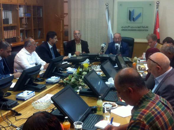 Jordan Engineers Association President Majid Tabaa speaks during a press conference on Saturday(Photo by Bahaa Al Deen Al Nawas)