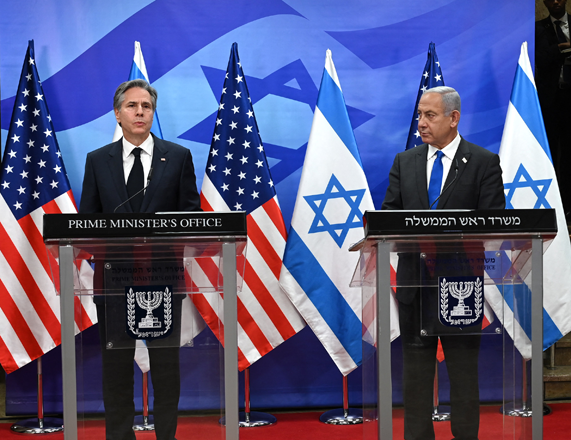 US Secretary of State Antony Blinken and Israeli Prime Minister Benjamin Netanyahu give a joint press conference in Jerusalem on Monday (AFP photo)
