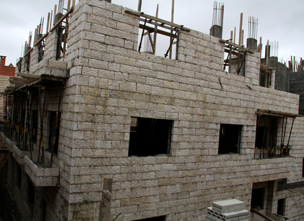 The Jordan Housing Developers Association is urging the public to ensure that the companies they deal with are registered  (Photo by Osama Aqarbeh)