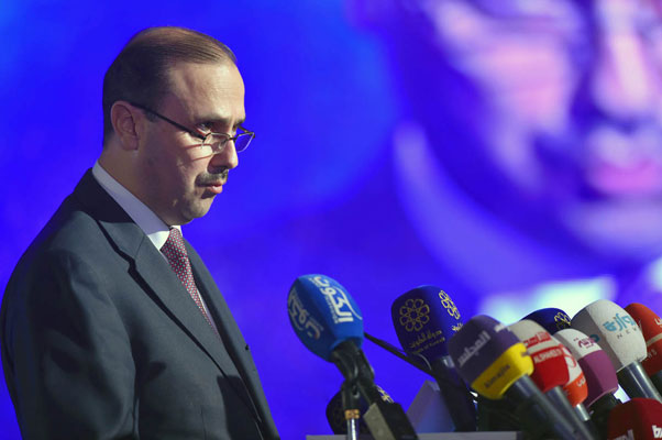 Minister of State for Media Affairs and Communications Mohammad Momani delivers an address at the 13th Arab Media Forum in Kuwait on Sunday (Petra photo)