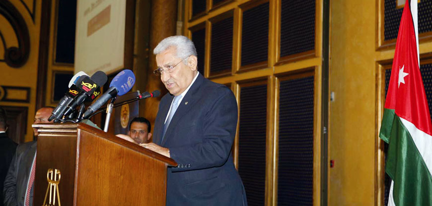 Prime Minister Abdullah Ensour delivers an address at the Educational Development Conference 2015 in Amman on Saturday (Petra photo)