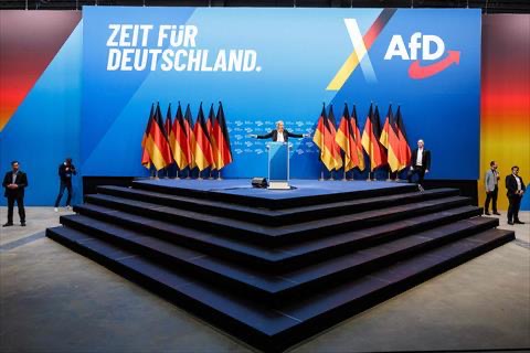 Alice Weidel, co-leader of Germany's far-right Alternative for Germany (AfD) party, addresses delegates during a party congress on January 11, 2025 in Riesa, eastern Germany (AFP photo)