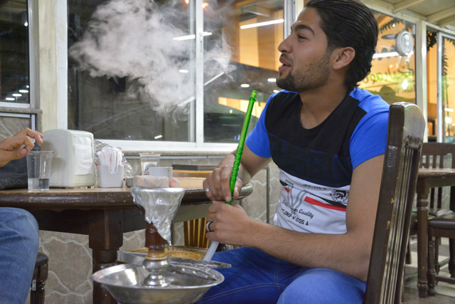 The Tourism Ministry on Saturday allowed some 300 restaurants and cafés to serve hookah without issuing fines against them provided that they rectify their status by December 31 (Photo by Amjad Ghsoun)