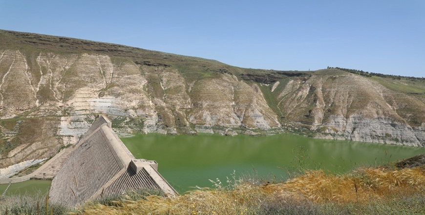 A general view of Wahdah Dam on the north western border with Syria (The Ministry of water and Irrigation photo)